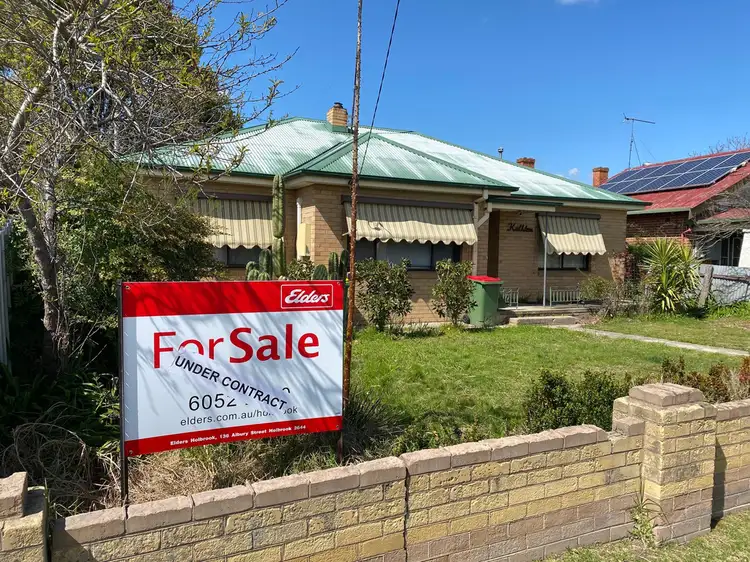 96 ALBURY STREET, Holbrook NSW 2644