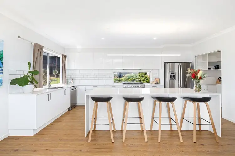 Second view of Homely house listing, 32 HIGHVIEW DRIVE, Craignish QLD 4655