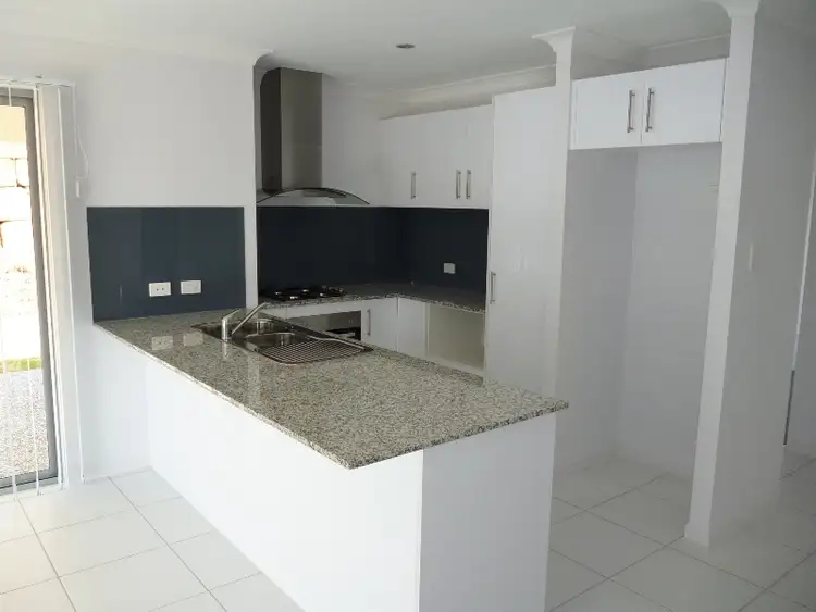 Fifth view of Homely house listing, 10 Carlisle Court, Bundamba QLD 4304