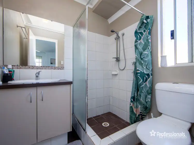Fifth view of Homely house listing, 30 Ridgewood Boulevard, Ridgewood WA 6030