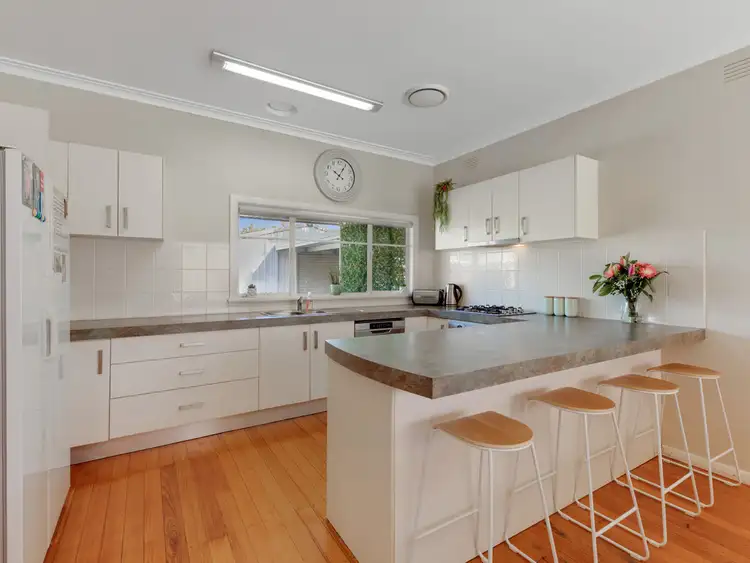 Second view of Homely house listing, 33 Leonard Street, Wodonga VIC 3690