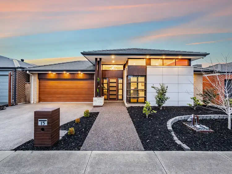 15 Davenport Crescent, Cranbourne West VIC 3977