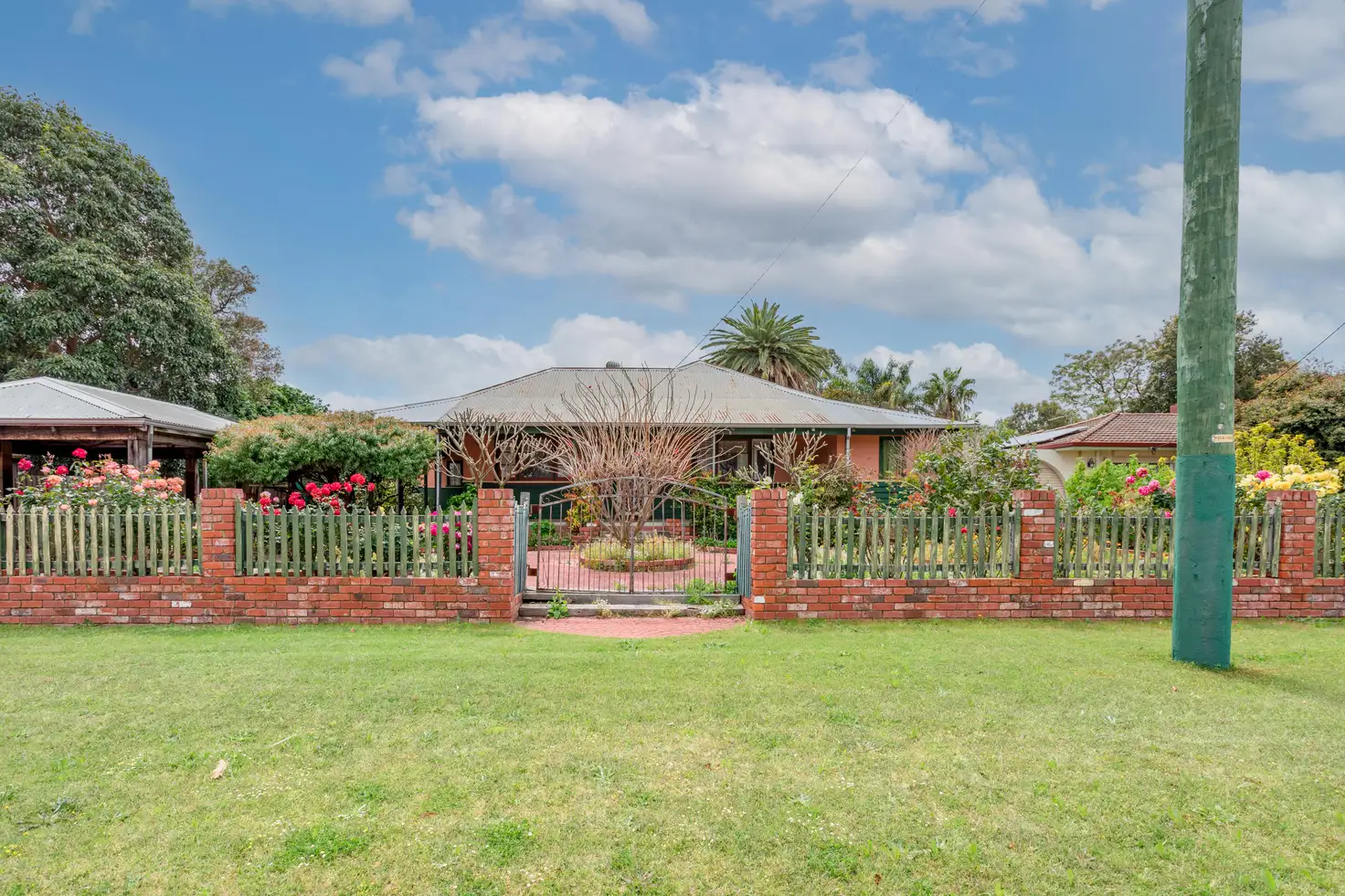 Main view of Homely house listing, 27 Little John Road, Armadale WA 6112