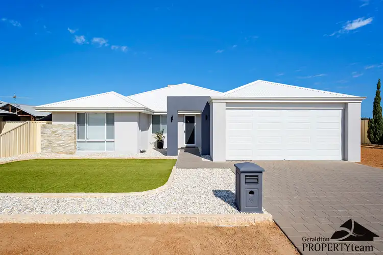 33 Wahn Avenue, Waggrakine WA 6530