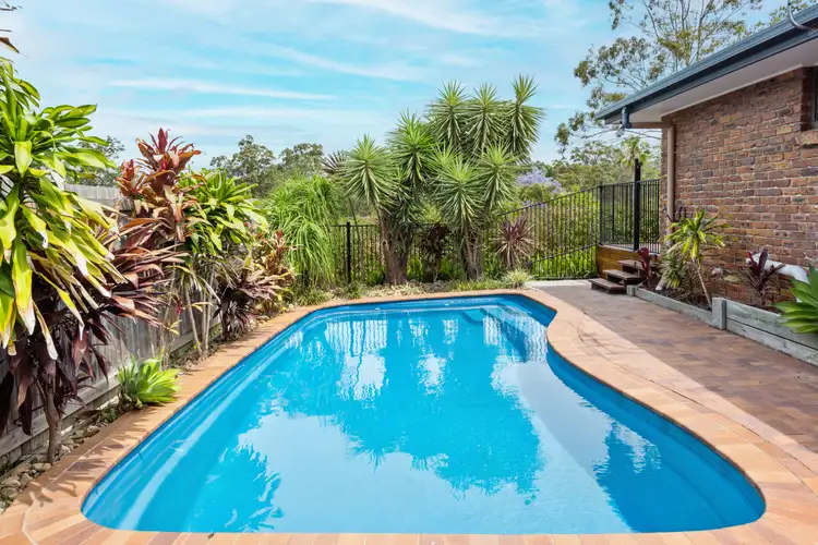 9 Carnarvon Court, Everton Hills QLD 4053
