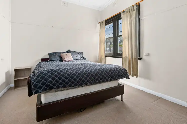 Fifth view of Homely house listing, 33 Seventeenth Street, Renmark SA 5341