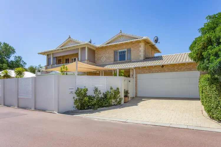 45 River Way, Salter Point WA 6152