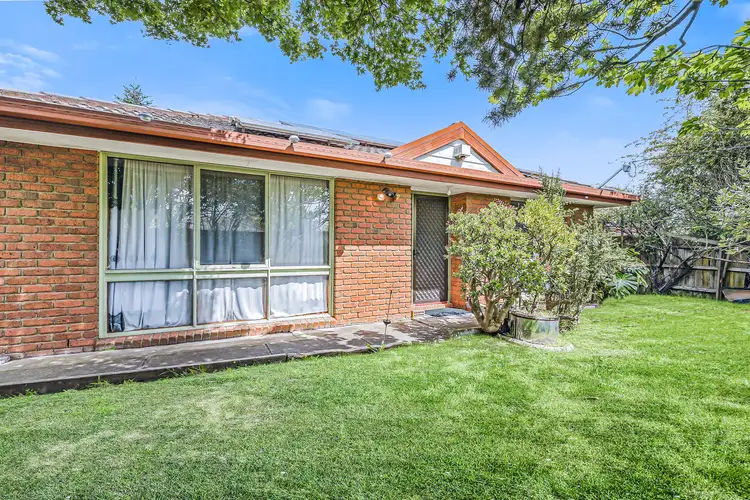 23 Leopold Crescent, Hampton Park VIC 3976