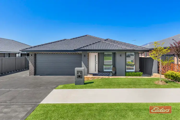 8 STATION MASTER AVENUE, Thirlmere NSW 2572