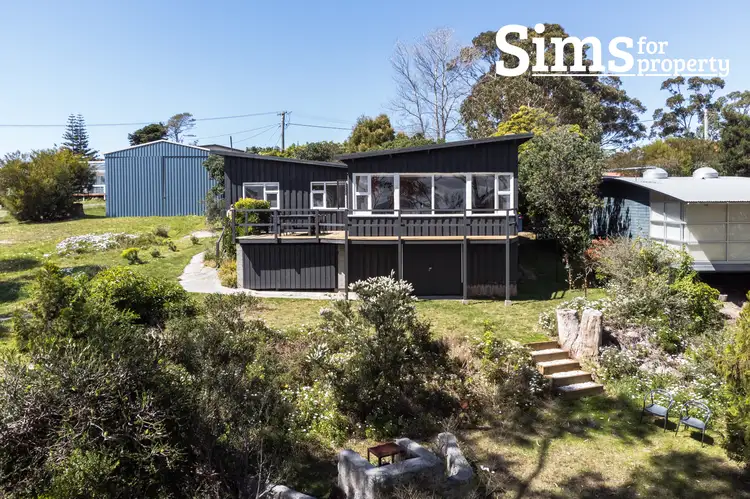 5 Bay View Avenue, Binalong Bay TAS 7216