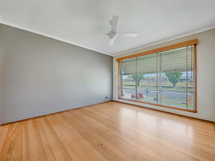 Fourth view of Homely house listing, 10 Collins Street, Wodonga VIC 3690