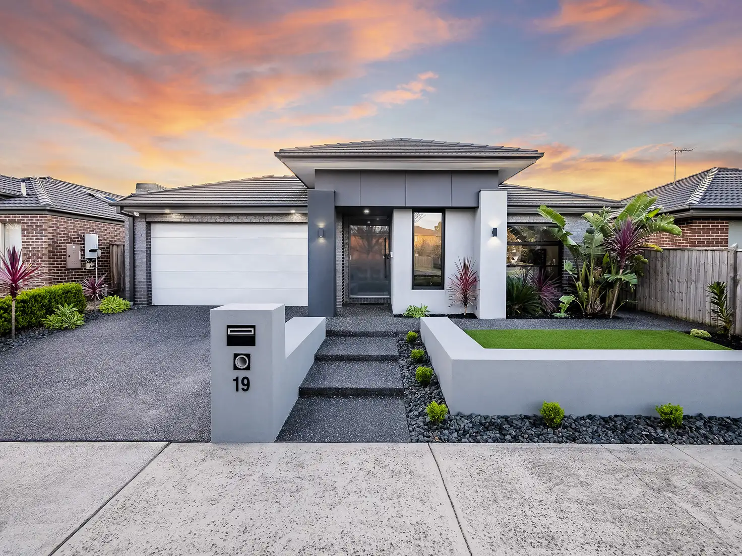 Main view of Homely house listing, 19 Lyndhurst Boulevard, Lyndhurst VIC 3975