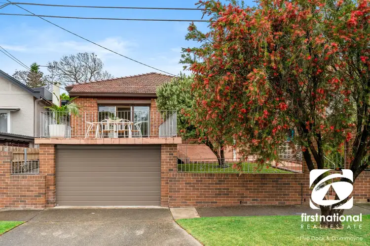 9 Tait Street, Russell Lea NSW 2046