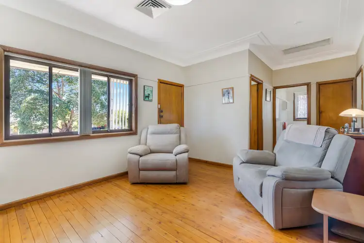 Fifth view of Homely house listing, 8 Rossiter Street, Smithfield NSW 2164