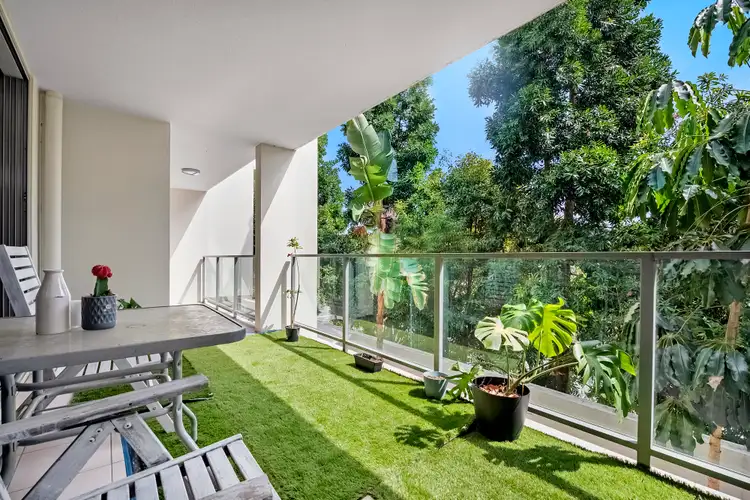 Fifth view of Homely apartment listing, 9/154 Musgrave Avenue, Southport QLD 4215