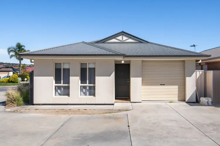 1/15 Sovereign Drive, Woodcroft SA 5162