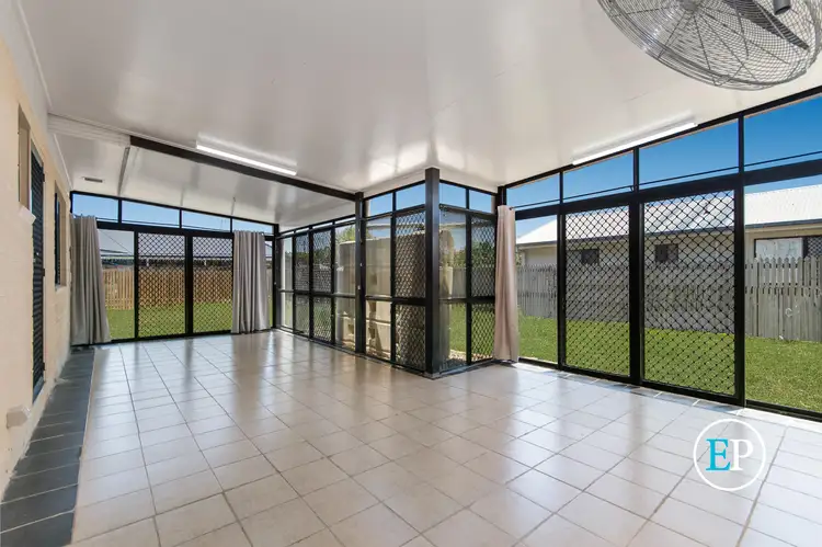 239 Pinnacle Drive, Rasmussen QLD 4815
