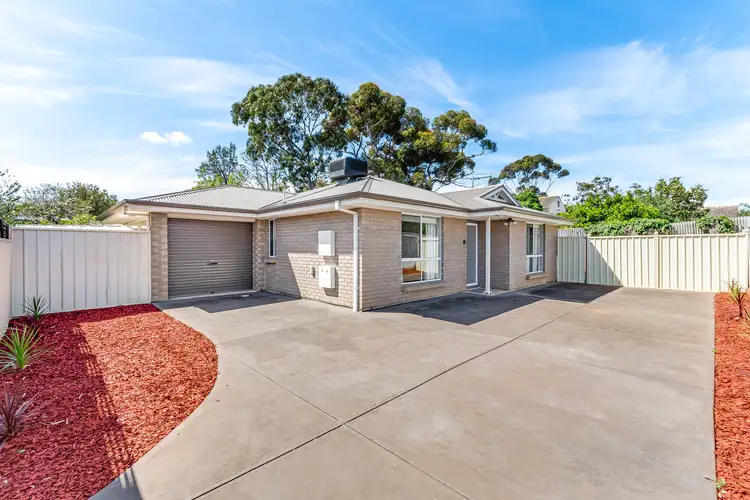 21a Enford Street