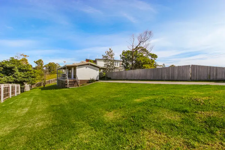 9 Point Road, Lakes Entrance VIC 3909