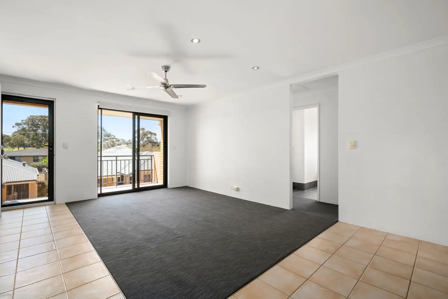 Main view of Homely unit listing, 15/89 Forrest Road, Hamilton Hill WA 6163