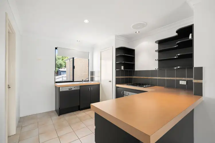 Fourth view of Homely unit listing, 15/89 Forrest Road, Hamilton Hill WA 6163