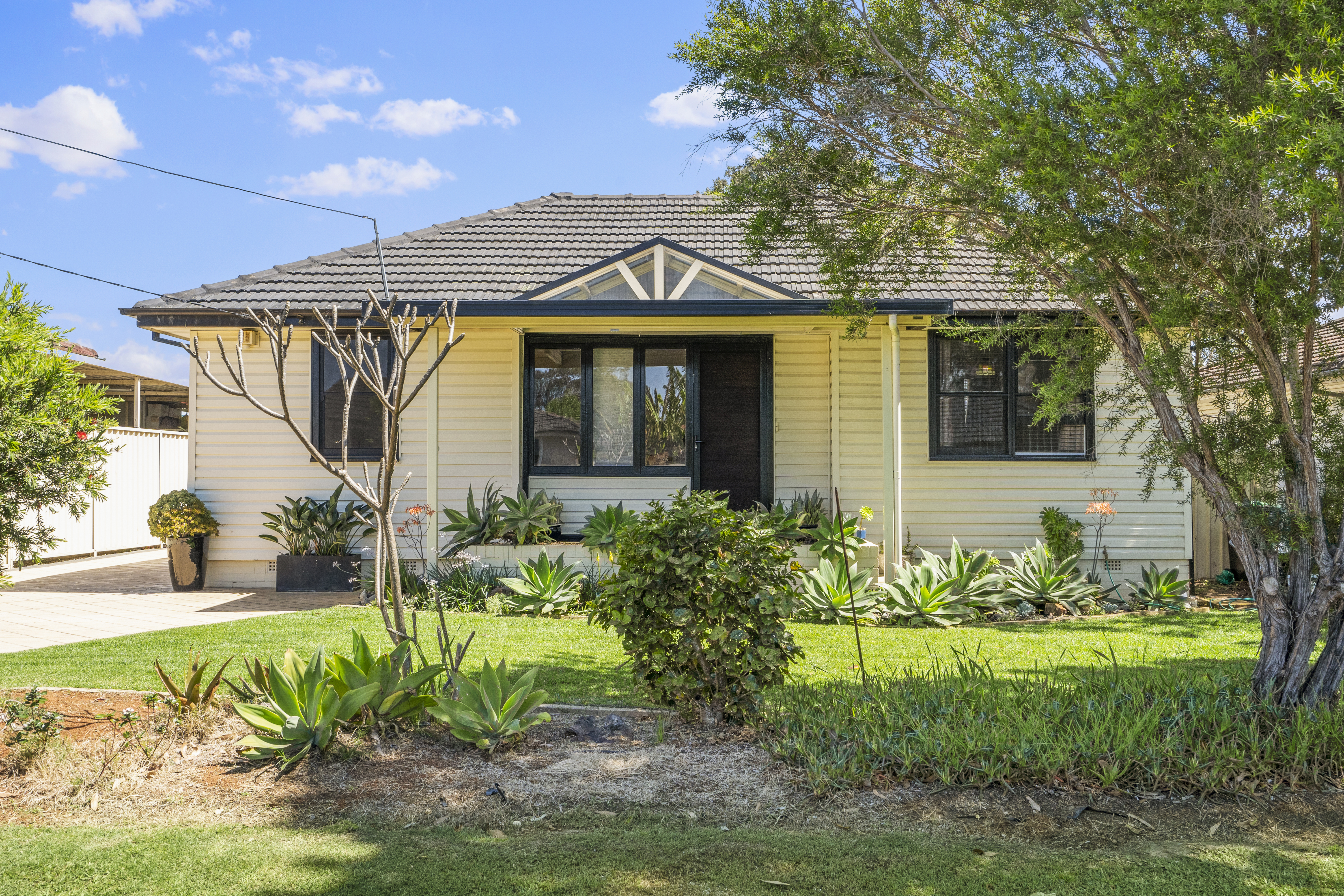 Second view of Homely house listing, 53 Guthega Crescent, Heckenberg NSW 2168