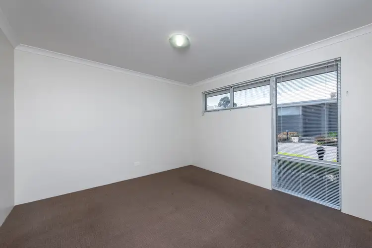 Fifth view of Homely villa listing, 8/24 Gladstone Road, Armadale WA 6112