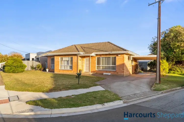 28 Dumfries Ave, Seaton SA 5023