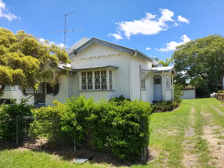 5 Faraday Street, Monto QLD 4630