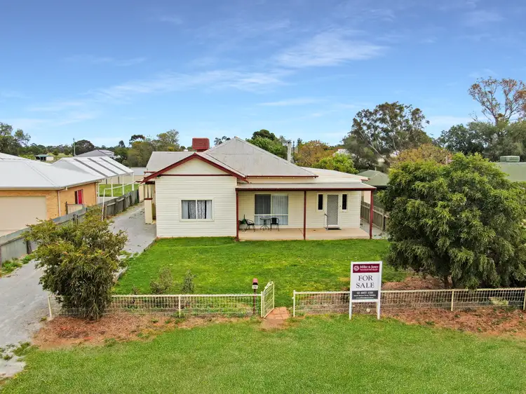 32 Ford Street, Ganmain NSW 2702