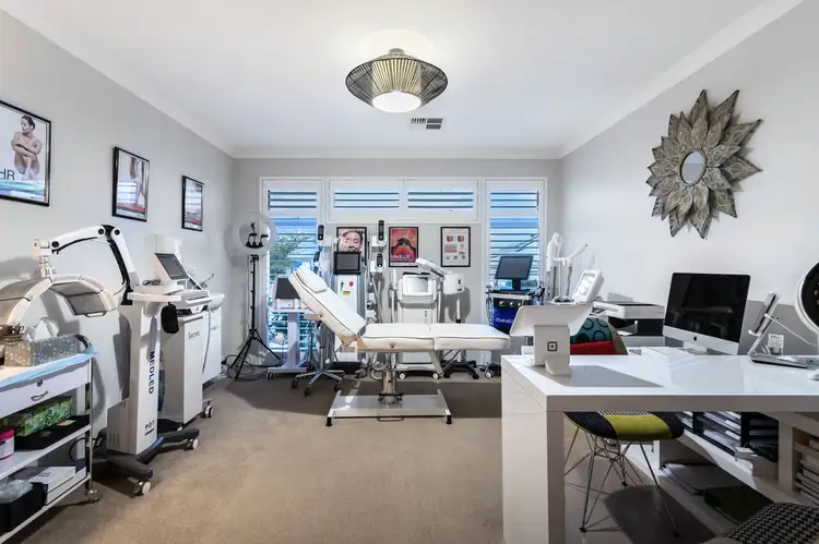 Fifth view of Homely house listing, 10 Topsail Loop, Alkimos WA 6038