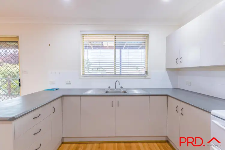 Sixth view of Homely house listing, 5 Giles Place, Tamworth NSW 2340