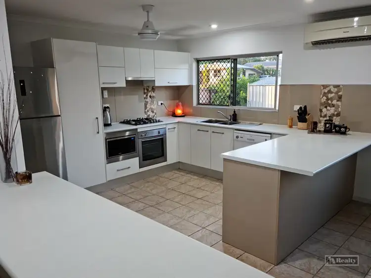 34 Meyer Avenue, Wangan QLD 4871