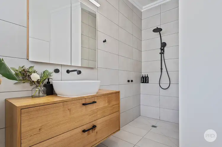 Sixth view of Homely house listing, 5 Cross Street, Kangaroo Flat VIC 3555