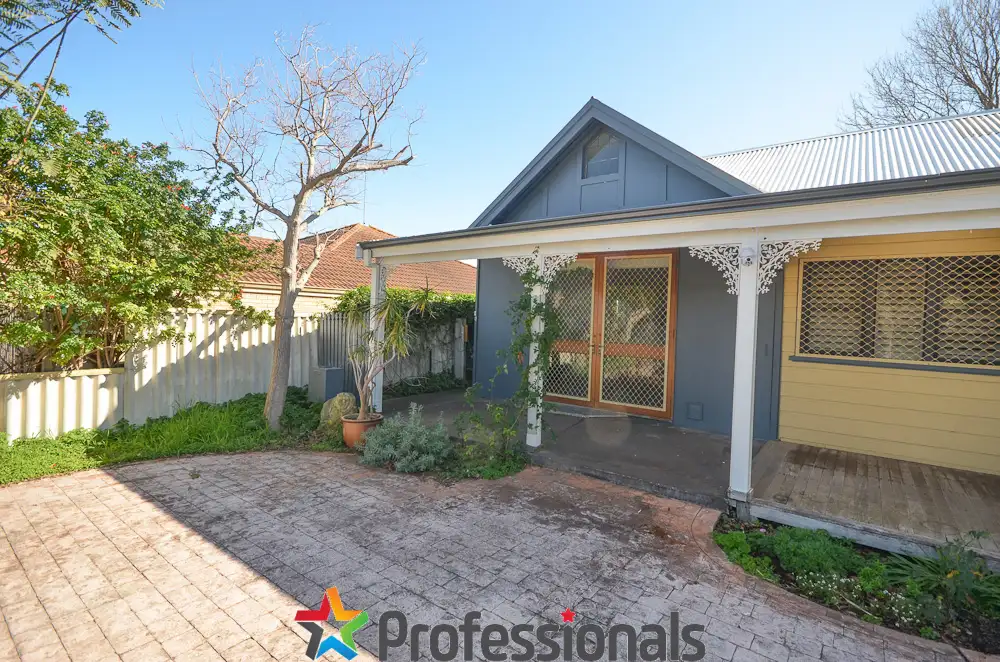 Main view of Homely unit listing, 70a Cooper Street, Mandurah WA 6210