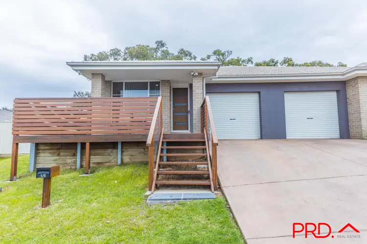 Main view of Homely villa listing, 1/5 Scarborough Close, Tamworth NSW 2340