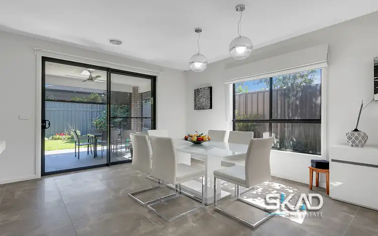 Fifth view of Homely house listing, 10 Timble Close, Wollert VIC 3750