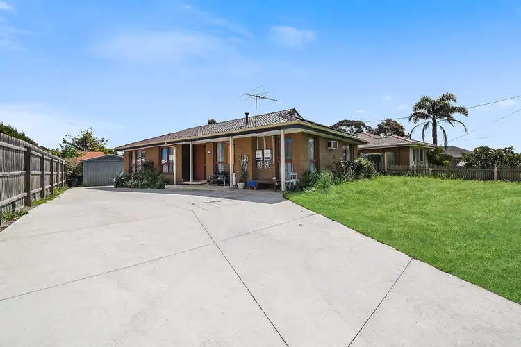 7 Vanessa Drive, Hampton Park VIC 3976
