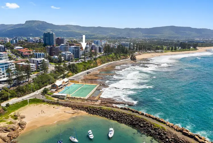 Third view of Homely apartment listing, 3/52 Cliff Road, Wollongong NSW 2500