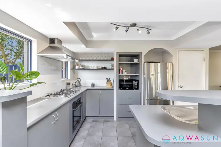 Fifth view of Homely house listing, 2 Verin Lane, Port Kennedy WA 6172
