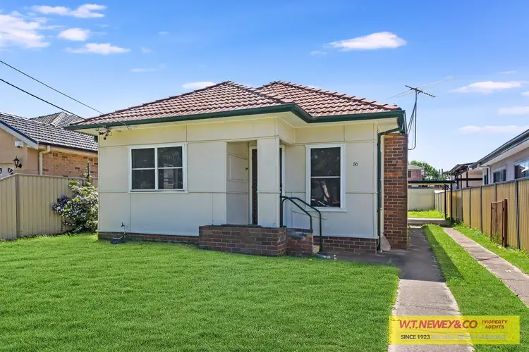 16 Merle Street, Bass Hill NSW 2197