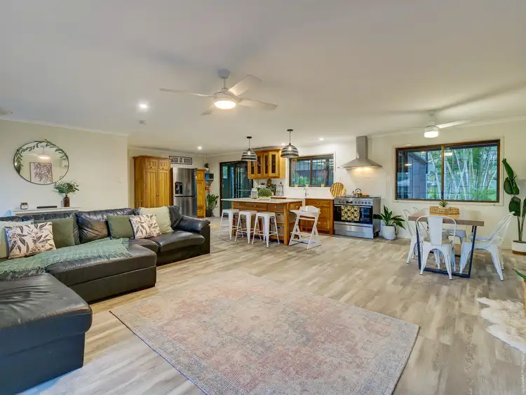 Fifth view of Homely house listing, 47 Marlin, Kawungan QLD 4655