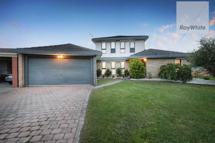 5 Archer Court, Gladstone Park VIC 3043