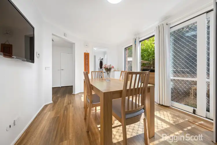 Fourth view of Homely townhouse listing, 2/72 Leicester Avenue, Glen Waverley VIC 3150