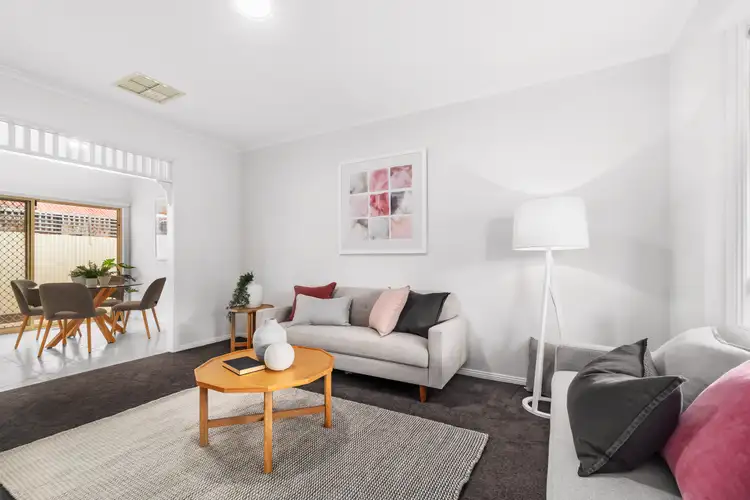 Fifth view of Homely house listing, 2/17 Brassey Avenue, Rosanna VIC 3084