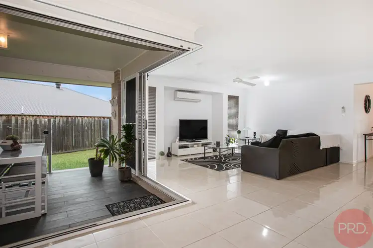 Sixth view of Homely house listing, 8 Pinfly Street, Chisholm NSW 2322