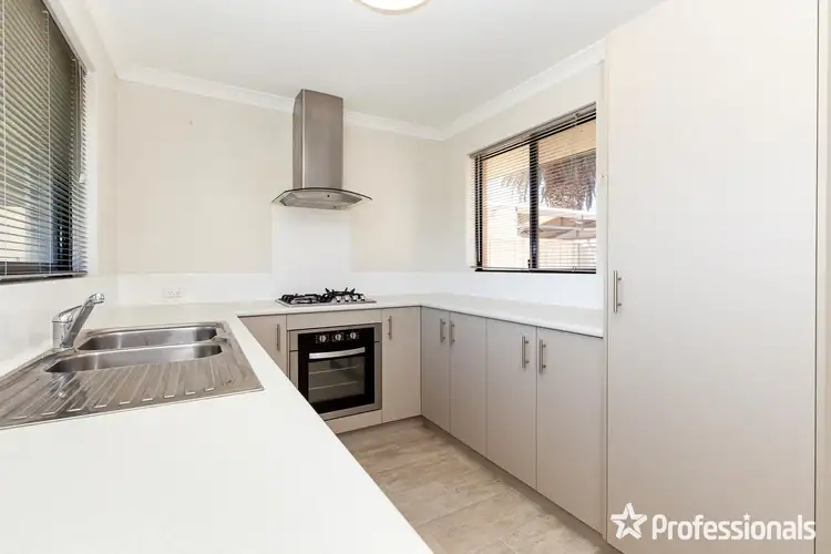 Sixth view of Homely villa listing, 1/160 Cammillo Road, Kelmscott WA 6111