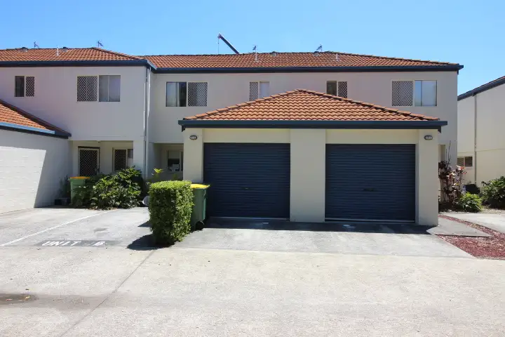 6/183 Government Road, Labrador QLD 4215