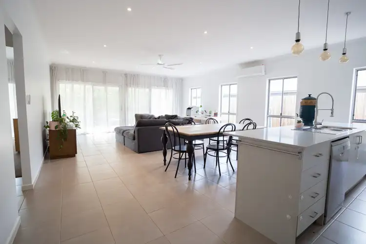 21 Braxlaw Crescent, Dakabin QLD 4503
