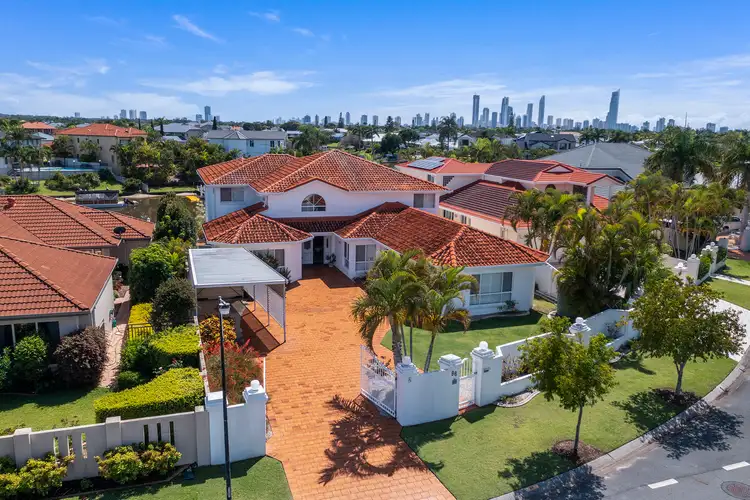 96 Edinburgh Road, Benowa Waters QLD 4217